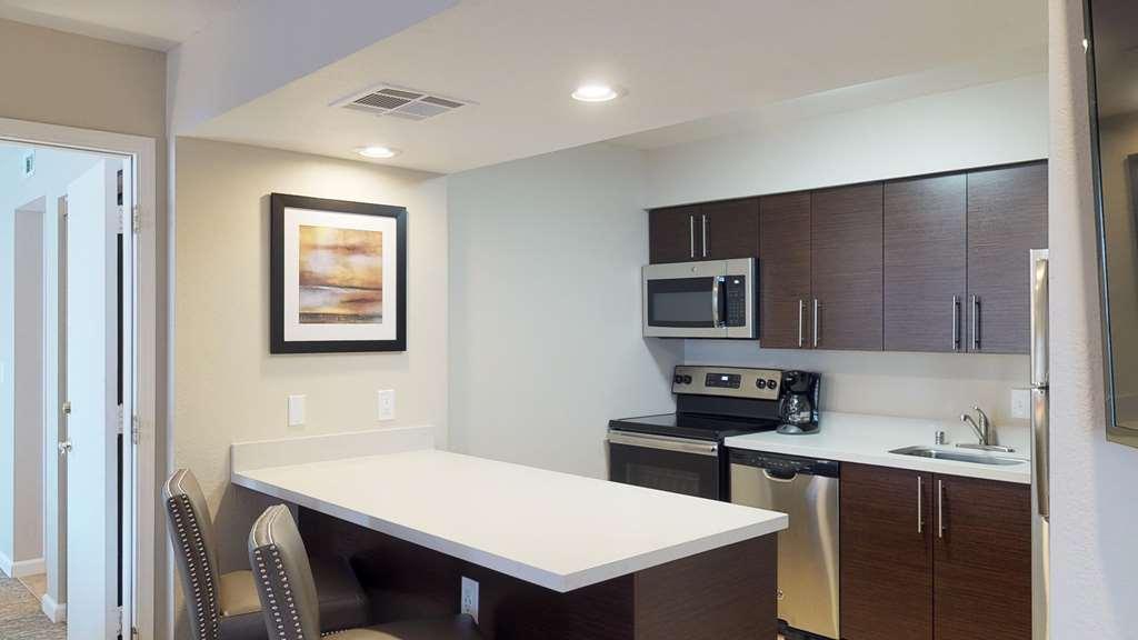 Chase Suite Hotel Newark Fremont Quarto foto